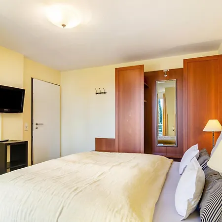 Grafenholz Apartment Uberlingen